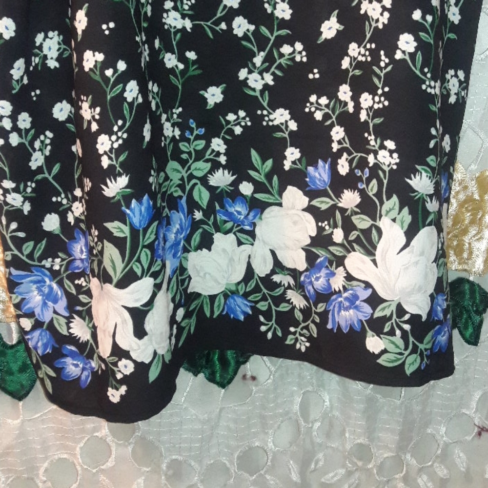 OLD NAVY BLOUSE - Picture 5 of 6